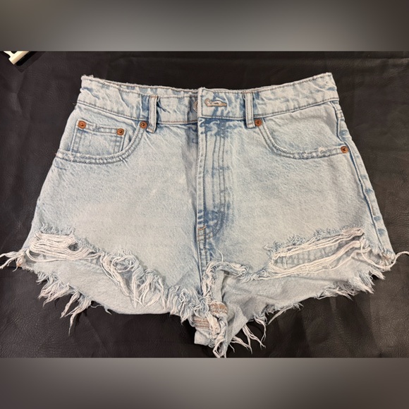 Zara Pants - Zara Light Blue Frayed Denim Shorts